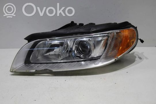 Volvo V70 Priekinis žibintas 