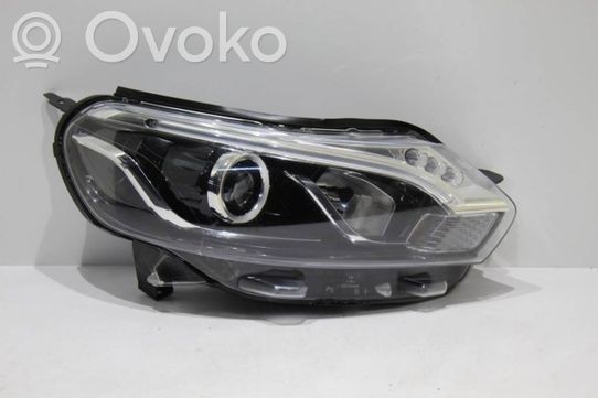 Toyota Proace Priekinis žibintas 