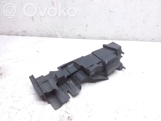 Traverse, support de radiateur latéral   A9068890131