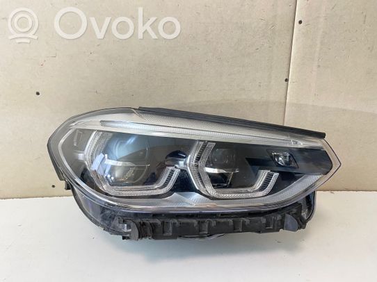 BMW X3 G01 Priekinis žibintas 