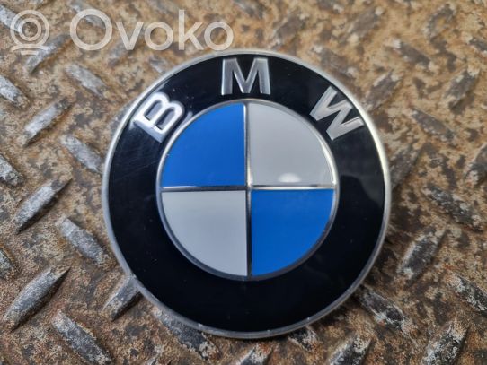 BMW 5 G30 G31 Mostrina con logo/emblema della casa automobilistica 