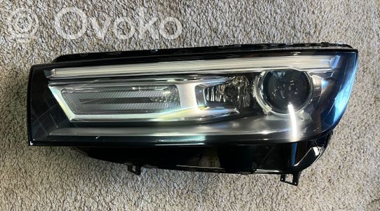 Audi Q5 SQ5 Priekinis žibintas 