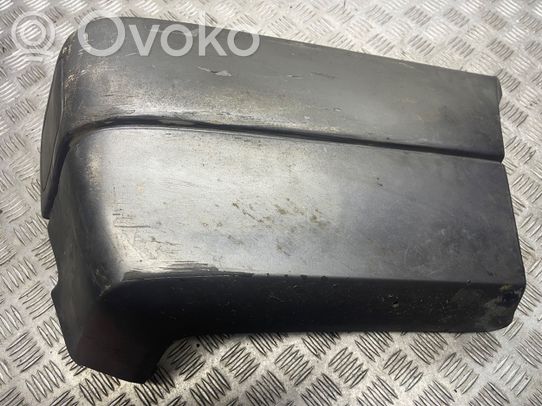 Volkswagen Transporter - Caravelle T4 Narożnik zderzaka tylnego 
