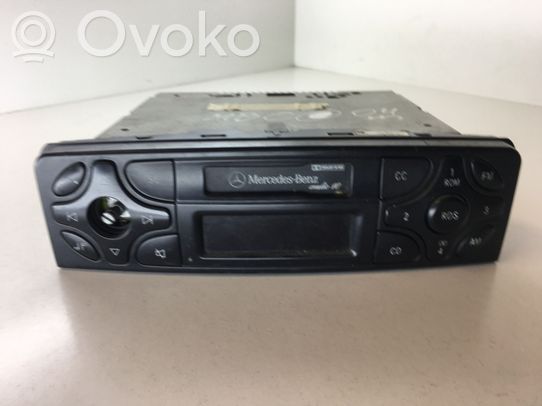 Mercedes-Benz C W203 Radija/ CD/DVD grotuvas/ navigacija 