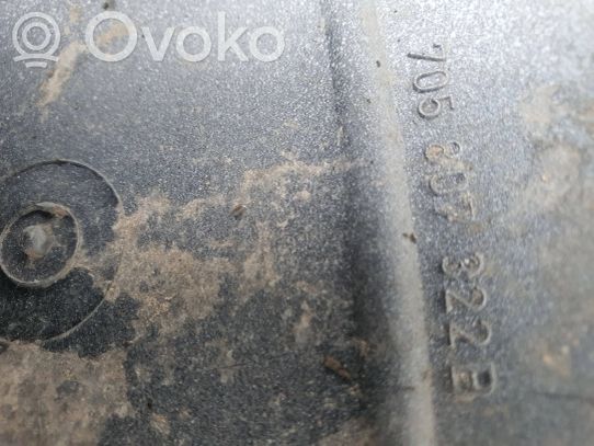 Volkswagen Transporter - Caravelle T4 Narożnik zderzaka tylnego 