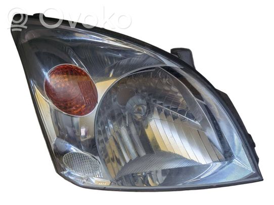Priekinis žibintas   811706A030