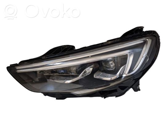 Opel Astra K Priekinis žibintas 