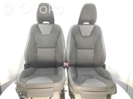 Volvo XC60 Istuinsarja 