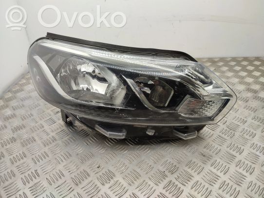 Toyota Proace Priekinis žibintas 