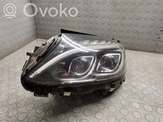 Mercedes-Benz C W205 Priekinis žibintas 