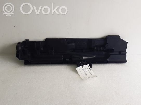 BMW 1 E81 E87 Fixation de radiateur 