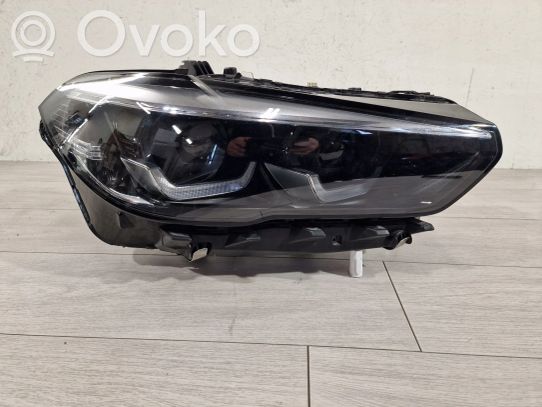 BMW X5 G05 Priekinis žibintas 