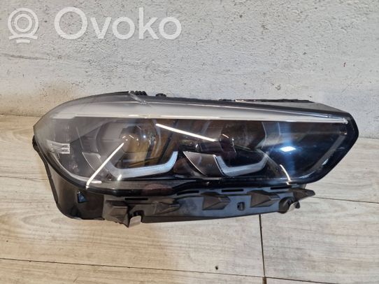 BMW X5 G05 Priekinis žibintas 