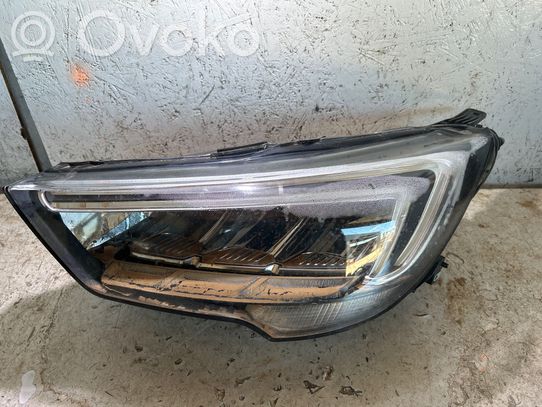 Opel Crossland X Priekinis žibintas 