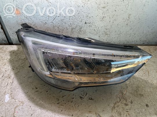 Opel Crossland X Priekinis žibintas 
