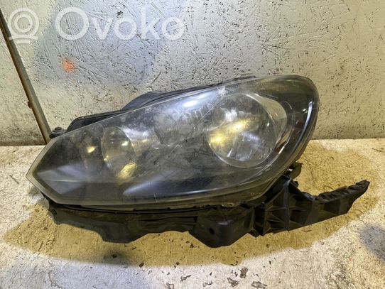 Volkswagen Golf VI Priekinis žibintas 