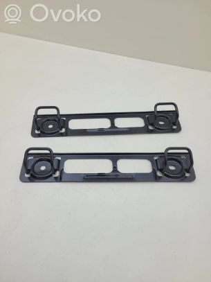 Volvo v40 isofix clearance