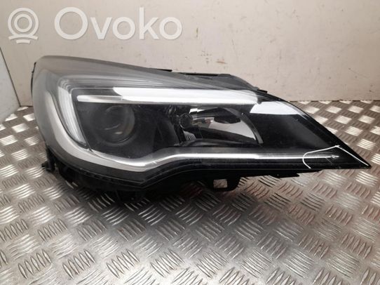Opel Astra K Priekinis žibintas 
