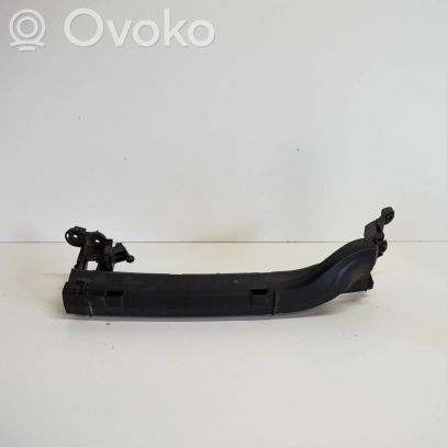 BMW 5 F10 F11 Kita variklio skyriaus detalė 