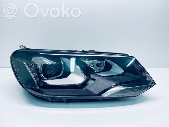 Volkswagen Touareg II Priekinis žibintas 