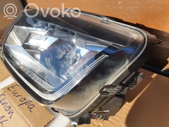 Volkswagen Amarok Priekinis žibintas 