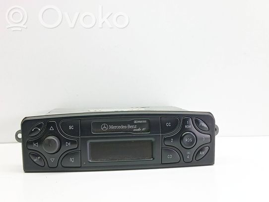 Mercedes-Benz C W203 Radija/ CD/DVD grotuvas/ navigacija 