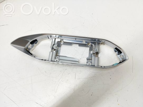 Peugeot 308 Cornice cruscotto 