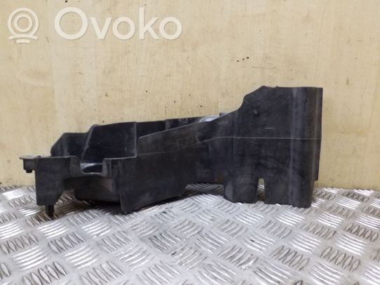Mercedes-Benz Sprinter W906 Autres pièces compartiment moteur 
