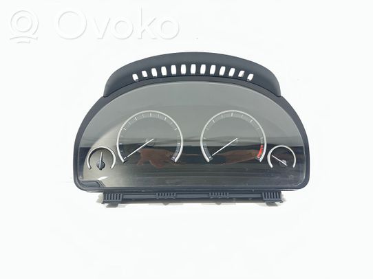 BMW 5 F10 F11 Nopeusmittari (mittaristo) 