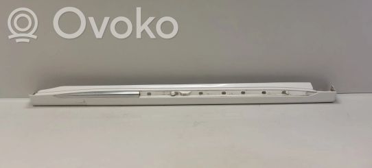 Mitsubishi Outlander Sottoporta 