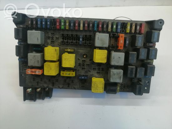 Mercedes-Benz ML W163 Fuse module 381111