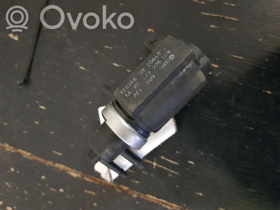 Volkswagen Transporter – Caravelle T4 Turbo solenoid valve 8D0906627