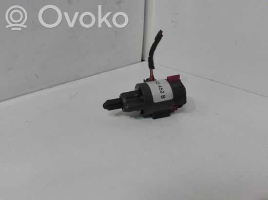 Audi A8 S8 D3 4E Brake pedal sensor switch 4F0945459B