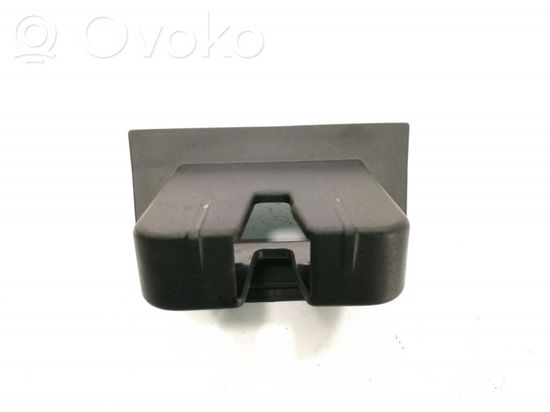 Audi Q3 8U Other trunk/boot trim element 8U0827520