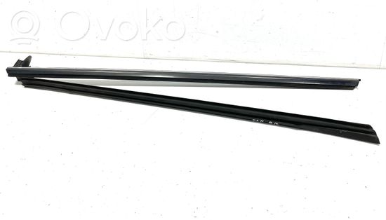 Mercedes-Benz CLK A209 C209 Front door glass trim molding A2097200324 S5224814 689475