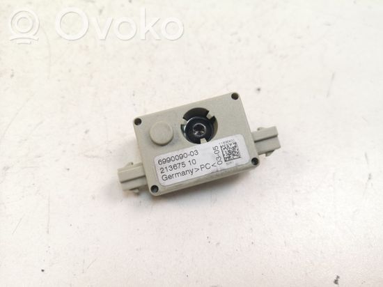 BMW X3 E83 Aerial antenna amplifier 6990090