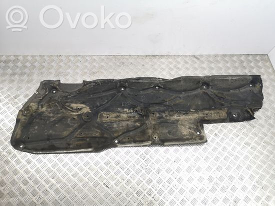 Mercedes-Benz E W212 Center/middle under tray cover