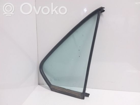 BMW 5 E28 Rear vent window glass