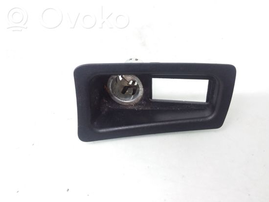 BMW 1 E81 E87 Cigarette lighter front 9110412