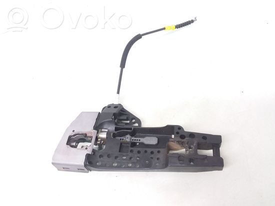 Audi A1 Front door coupe exterior handle/bracket 8T1837885B