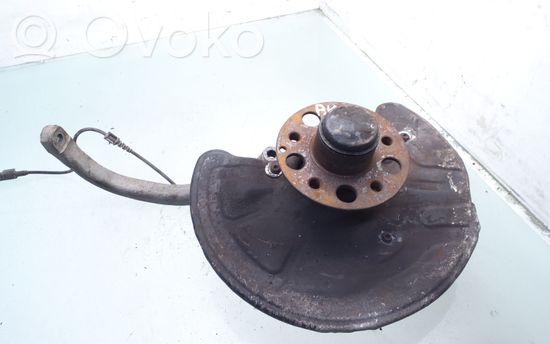 Mercedes-Benz E W211 Front wheel hub spindle knuckle