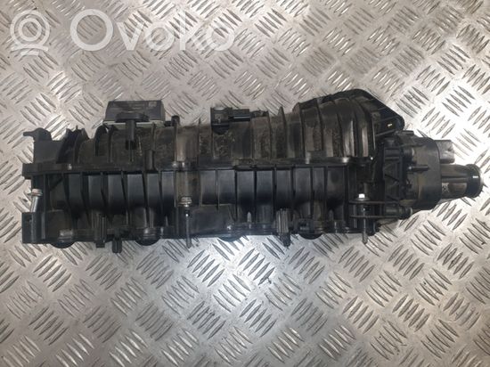 BMW 3 F30 F31 F80 Intake manifold 7807991 8514771 8506406