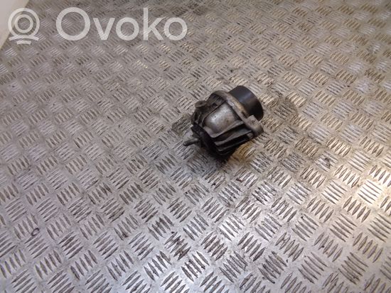 BMW 3 E90 E91 Engine mount bracket 139811