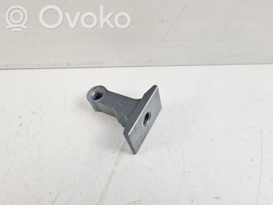 BMW 5 G30 G31 Rear door upper hinge 7333062