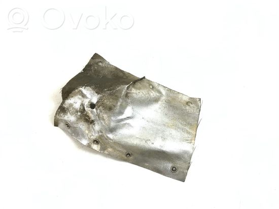 Volkswagen Touareg II Heat shield in engine bay 7L6201963