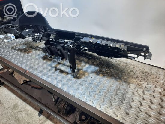 Audi A8 S8 D4 4H Dashboard 4H1857009