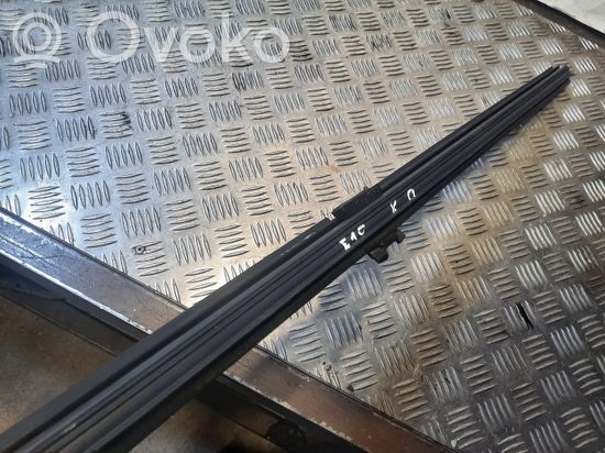 BMW 5 F10 F11 Rubber seal rear door 7230843