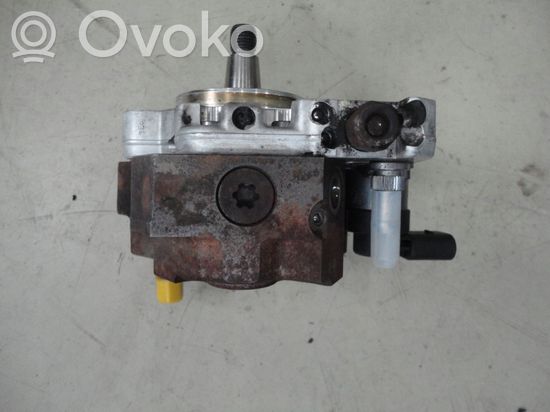 BMW X5 E70 Fuel injection high pressure pump 0445010126