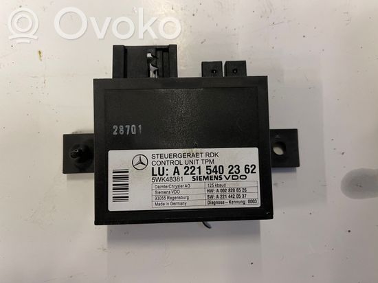 Mercedes-Benz S W221 Tire pressure control unit A2215402362
