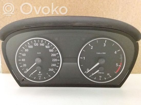BMW 3 E90 E91 Speedometer (instrument cluster)